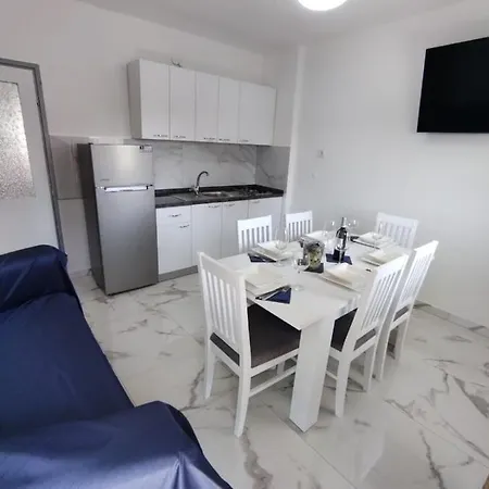 Apartament Zlata No.2 First Floor